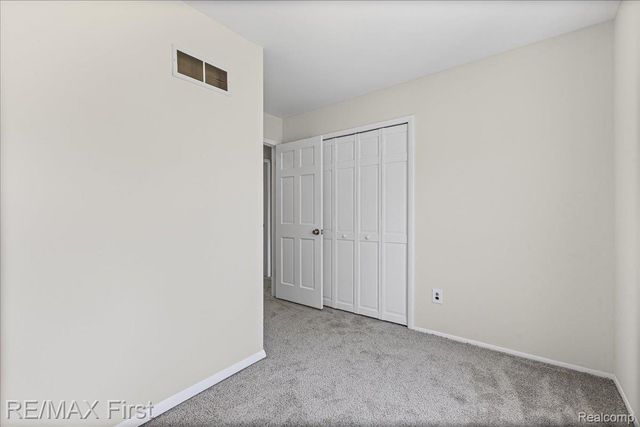 32658 Conrad Street, Chesterfield Township, MI 48047