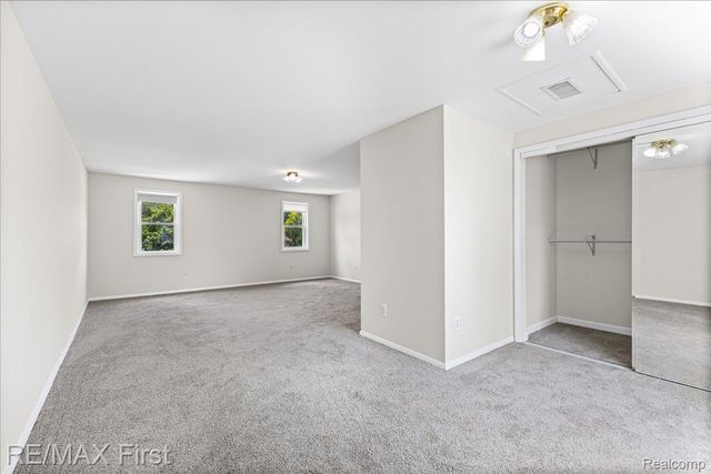 32658 Conrad Street, Chesterfield Township, MI 48047