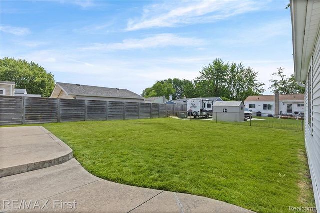 32658 Conrad Street, Chesterfield Township, MI 48047