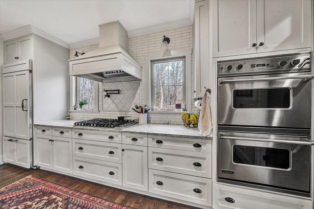 7908 Forest Creek DR, Roanoke, VA 24018