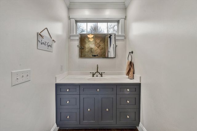 7908 Forest Creek DR, Roanoke, VA 24018