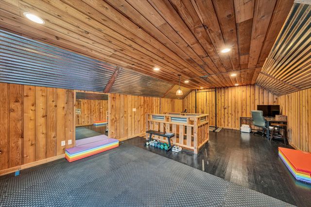 7908 Forest Creek DR, Roanoke, VA 24018