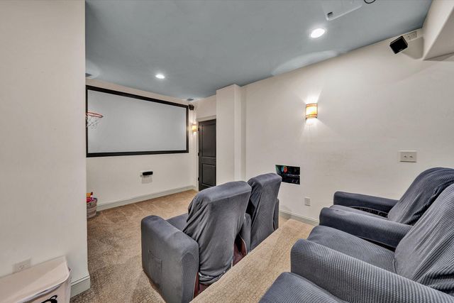 7908 Forest Creek DR, Roanoke, VA 24018