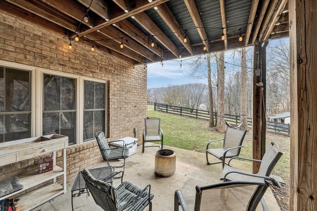 7908 Forest Creek DR, Roanoke, VA 24018