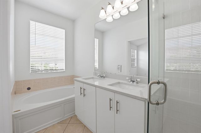 107 Ocean Cay Way, Hypoluxo, FL 33462