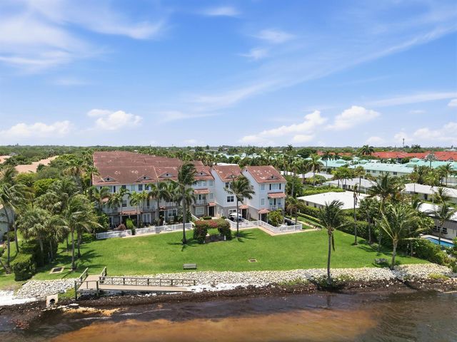 107 Ocean Cay Way, Hypoluxo, FL 33462