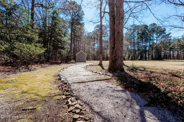 5218 Redmon Road, Elm City, NC 27822