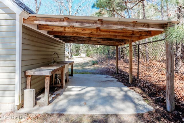 5218 Redmon Road, Elm City, NC 27822