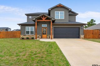 15365 Spring Oaks Dr, Lindale, TX 75771