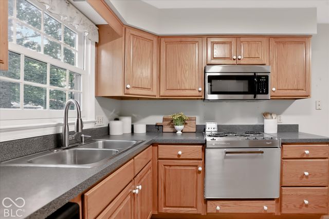 1019 W 75th Street, Indianapolis, IN 46260