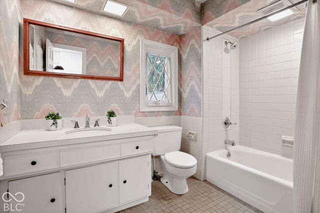 1019 W 75th Street, Indianapolis, IN 46260
