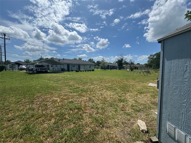 207 College Mound Road, Terrell, TX 75160