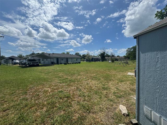 207 College Mound Road, Terrell, TX 75160