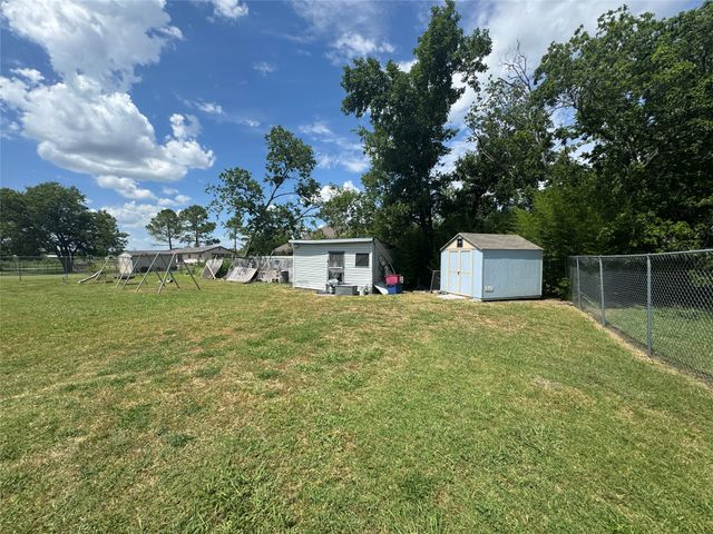 207 College Mound Road, Terrell, TX 75160