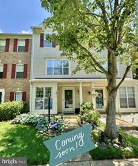 8505 CORONATION LN, Bristow, VA 20136