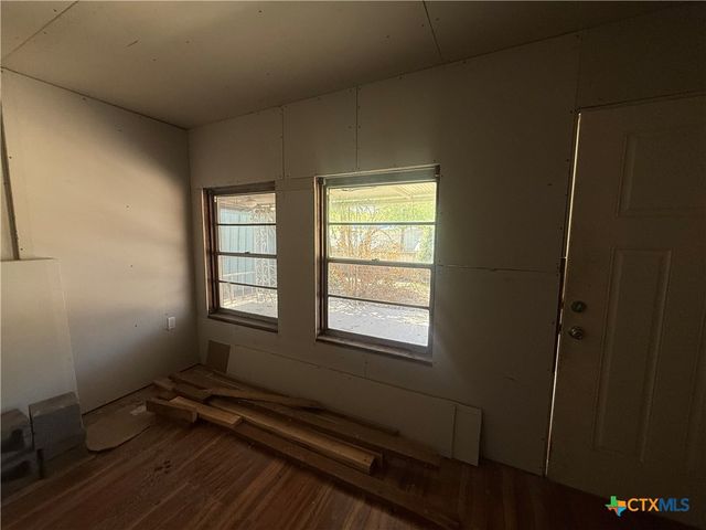 121 Peabody Avenue, San Antonio, TX 78211