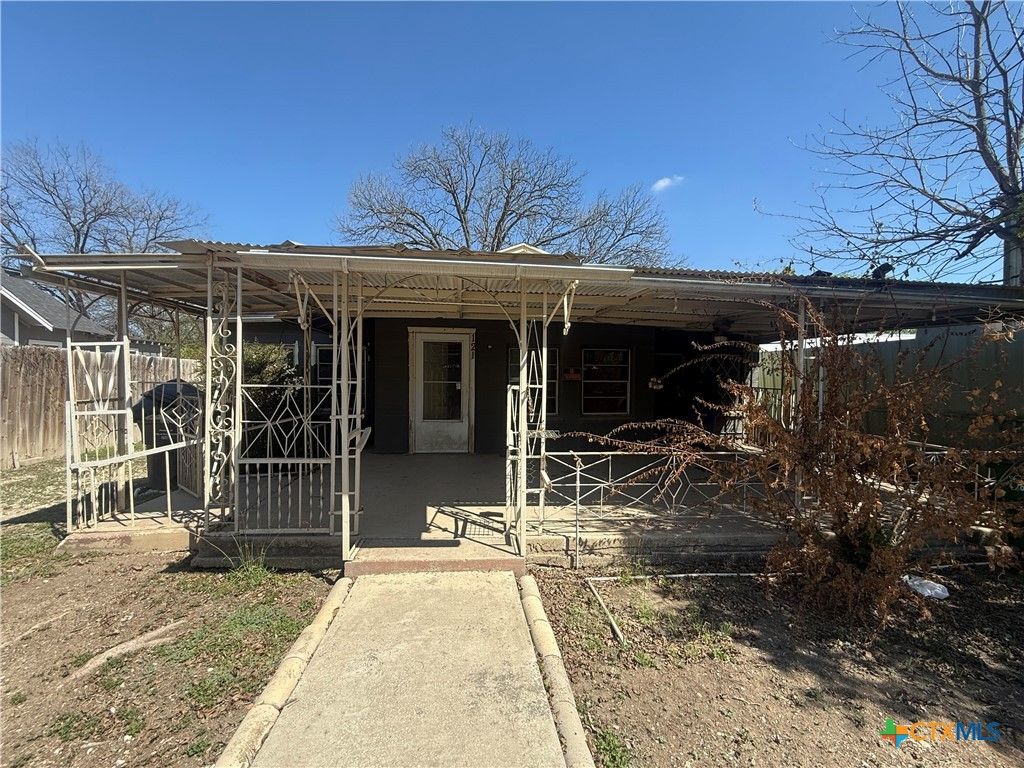 121 Peabody Avenue, San Antonio, TX 78211