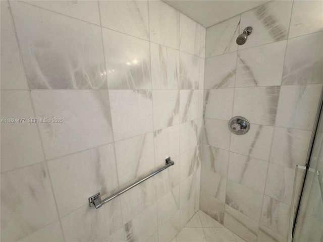 3530 MYSTIC POINTE DR 1213, Aventura, FL 33180