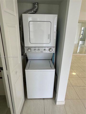 3530 MYSTIC POINTE DR 1213, Aventura, FL 33180