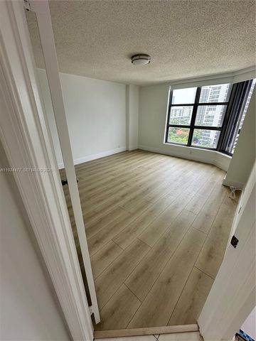 3530 MYSTIC POINTE DR 1213, Aventura, FL 33180