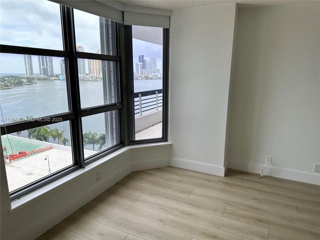 3530 MYSTIC POINTE DR 1213, Aventura, FL 33180