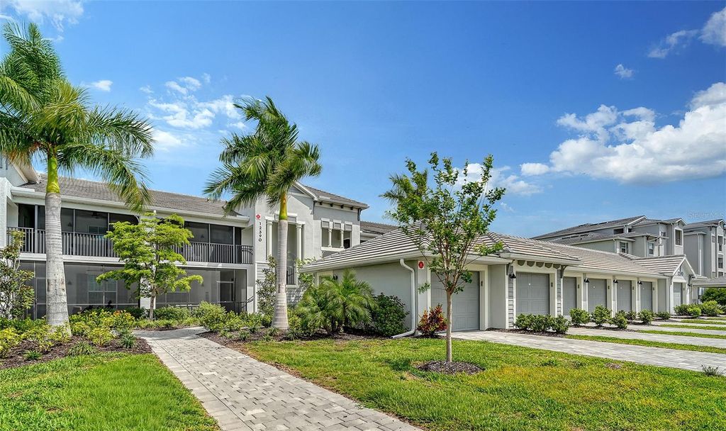 12390 WELLEN GOLF STREET 107, Venice, FL 34293