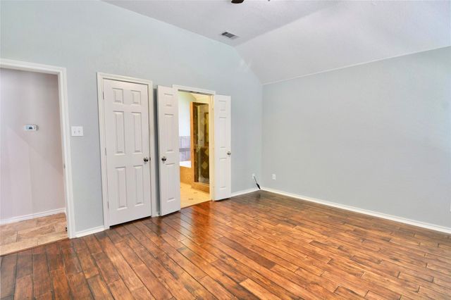 7712 Bridlewood Court, North Richland Hills, TX 76182