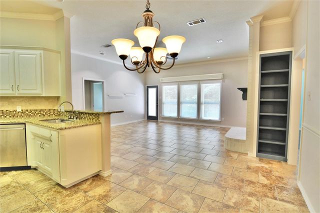 7712 Bridlewood Court, North Richland Hills, TX 76182