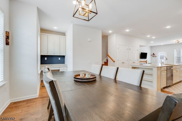13 Braeburn Ct, Livingston Twp., NJ 07039