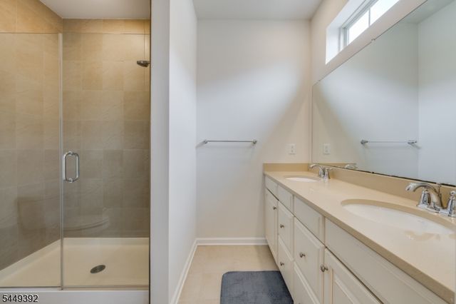 13 Braeburn Ct, Livingston Twp., NJ 07039