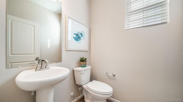 21852 E 46th Place, Aurora, CO 80019