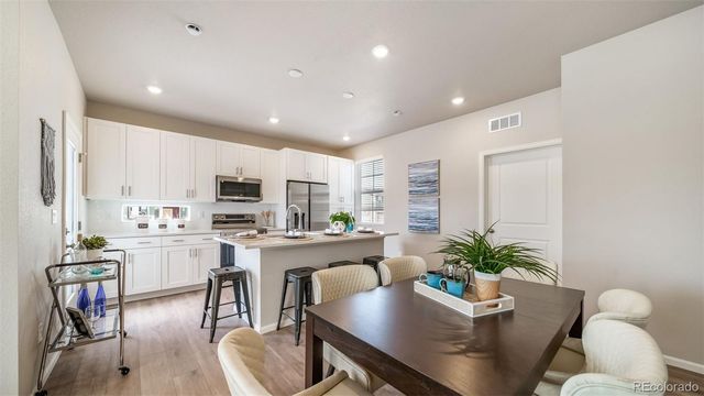 21852 E 46th Place, Aurora, CO 80019