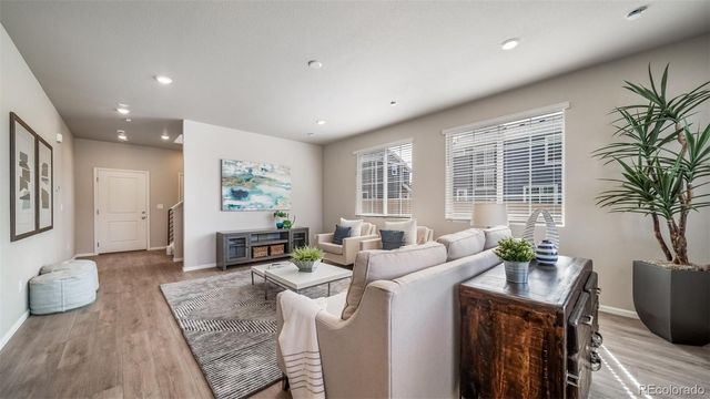 21852 E 46th Place, Aurora, CO 80019