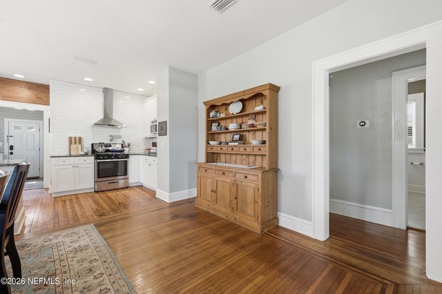 3684 OAK Street, Jacksonville, FL 32205