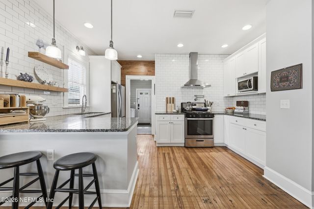 3684 OAK Street, Jacksonville, FL 32205