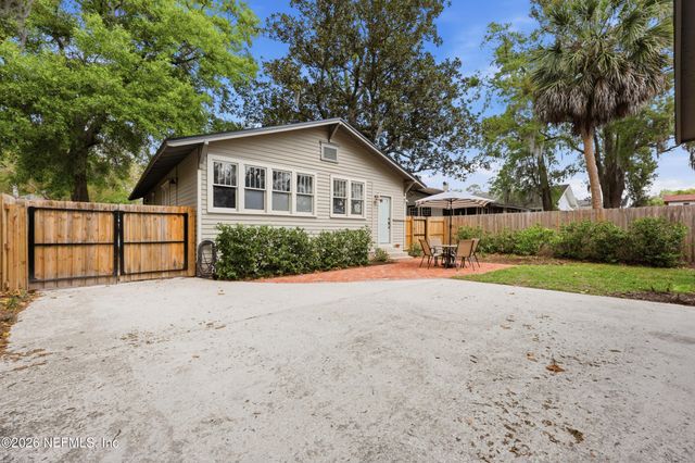 3684 OAK Street, Jacksonville, FL 32205