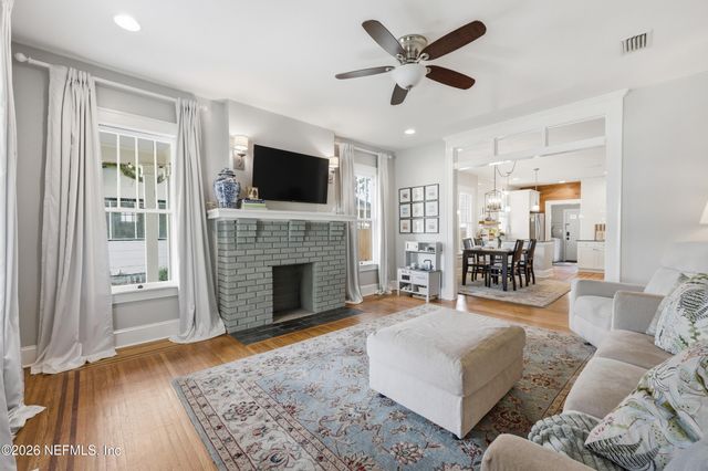 3684 OAK Street, Jacksonville, FL 32205