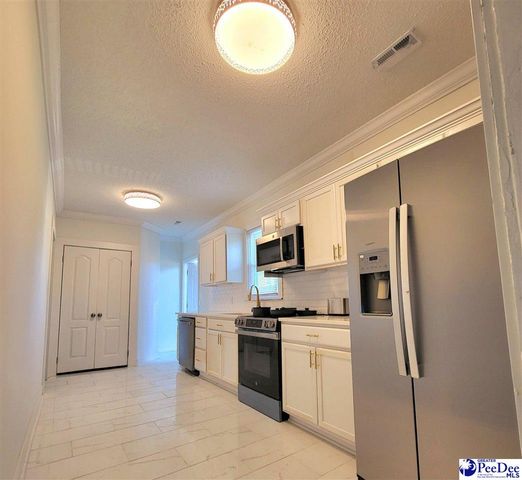 301 W Smith Street, Timmonsville, SC 29161