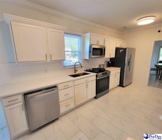 301 W Smith Street, Timmonsville, SC 29161