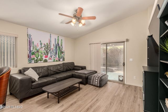 10598 E Geyer Willow Road, Tucson, AZ 85747