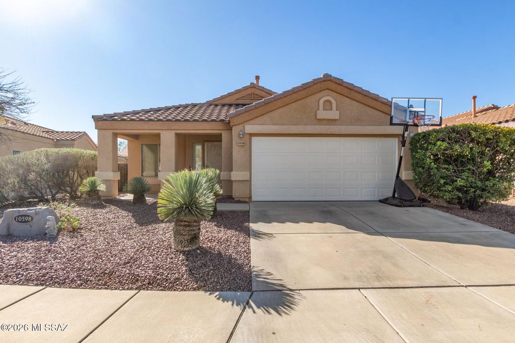 10598 E Geyer Willow Road, Tucson, AZ 85747