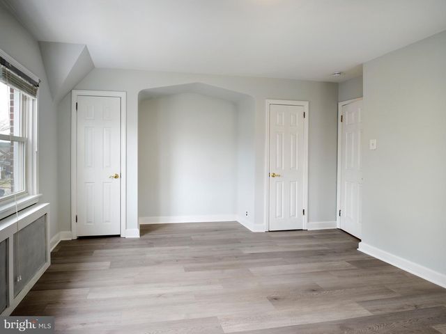 1200 ANGORA DR, Lansdowne, PA 19050