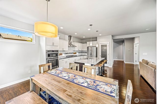 3706 193rd Place SE, Bothell, WA 98012