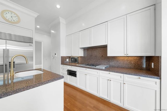2302 Rue Adriane, La Jolla, CA 92037