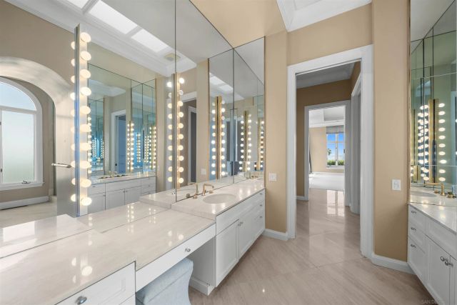 2302 Rue Adriane, La Jolla, CA 92037