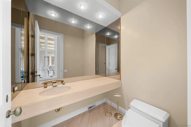 2302 Rue Adriane, La Jolla, CA 92037