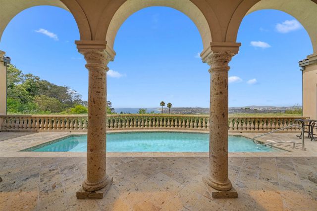 2302 Rue Adriane, La Jolla, CA 92037