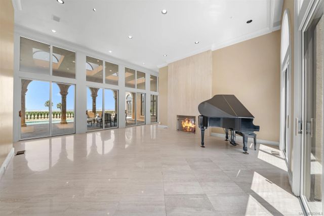 2302 Rue Adriane, La Jolla, CA 92037