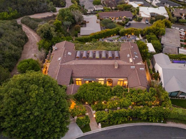 2302 Rue Adriane, La Jolla, CA 92037