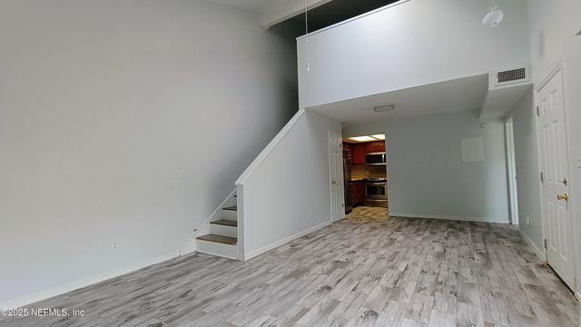 103 COURAGEOUS Court N 103, Jacksonville, FL 32233